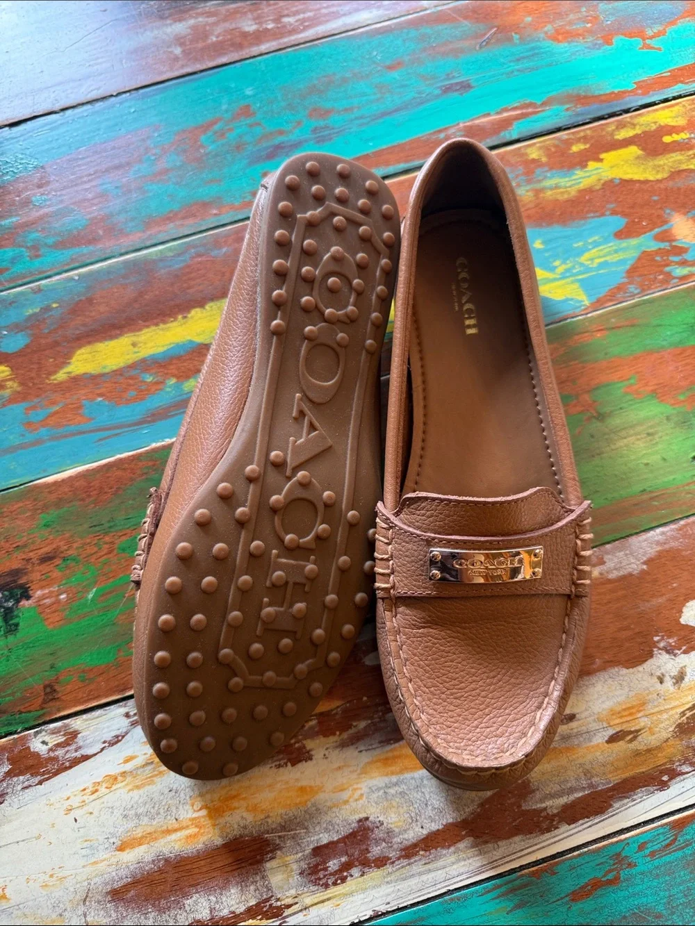 Coach Tan Leather Women’s Fredrica Loafers with Gold Hardware Size 7 Saddle Tan - Picture 10 of 13